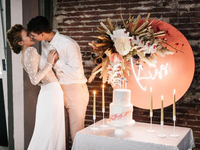 kerst bruiloft jaarwisseling newyears wedding roze glitter inspiratie 27 neon sign