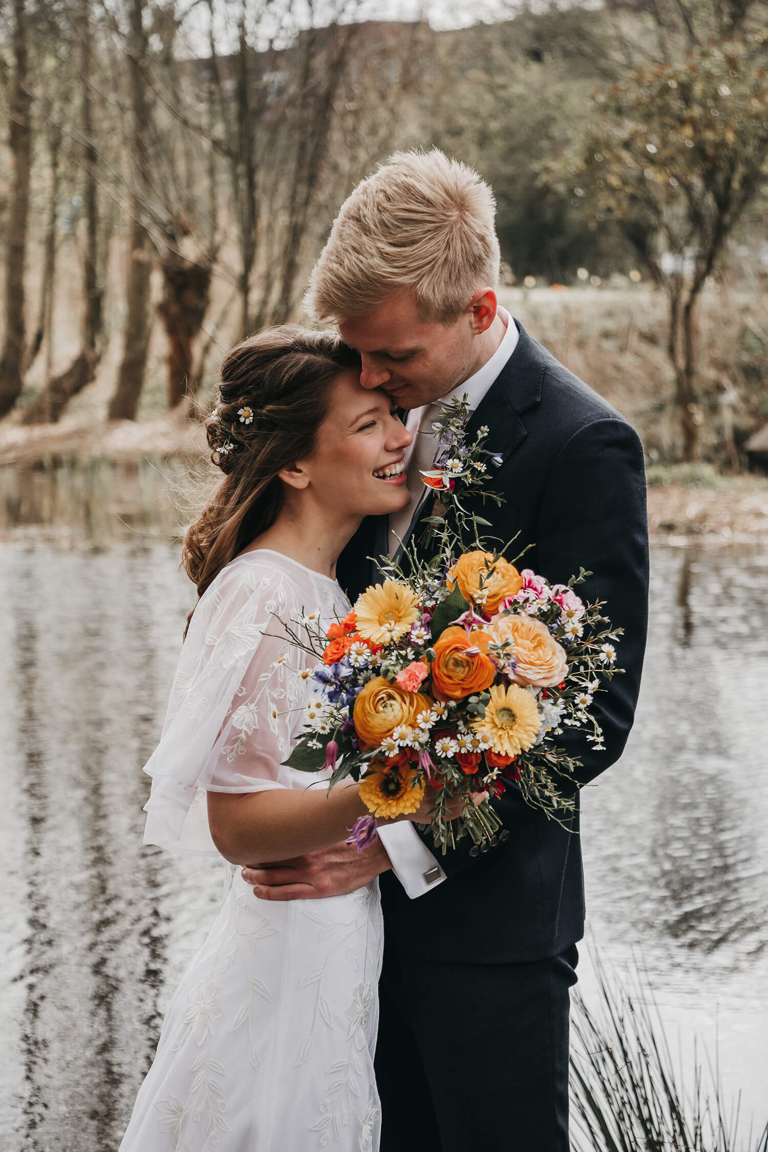 Samenwerken met punt Dwingend Feelgood flowers op jullie bruiloft - inspiratie voor je bruidsboeket!