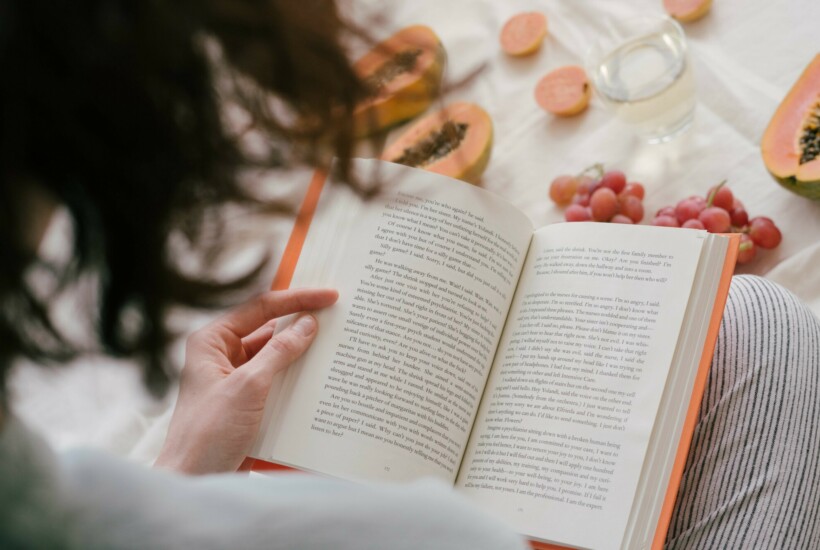 vrouw lees boek