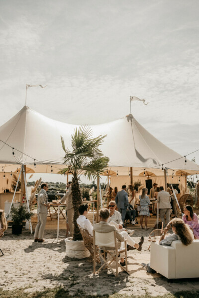 duurzame bruiloft trouwen in een tent