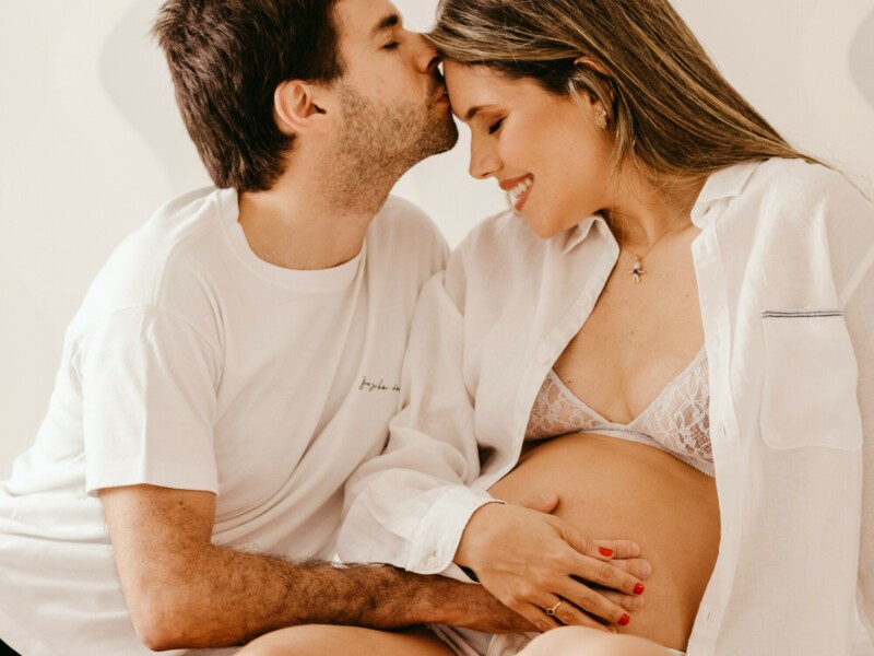 positie-trouwjurken-zwanger