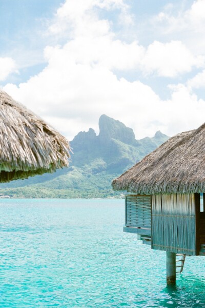 Bora Bora of de Malediven? Alle verschillen voor een droomhuwelijksreis. Pexels/Paulina Cadoret